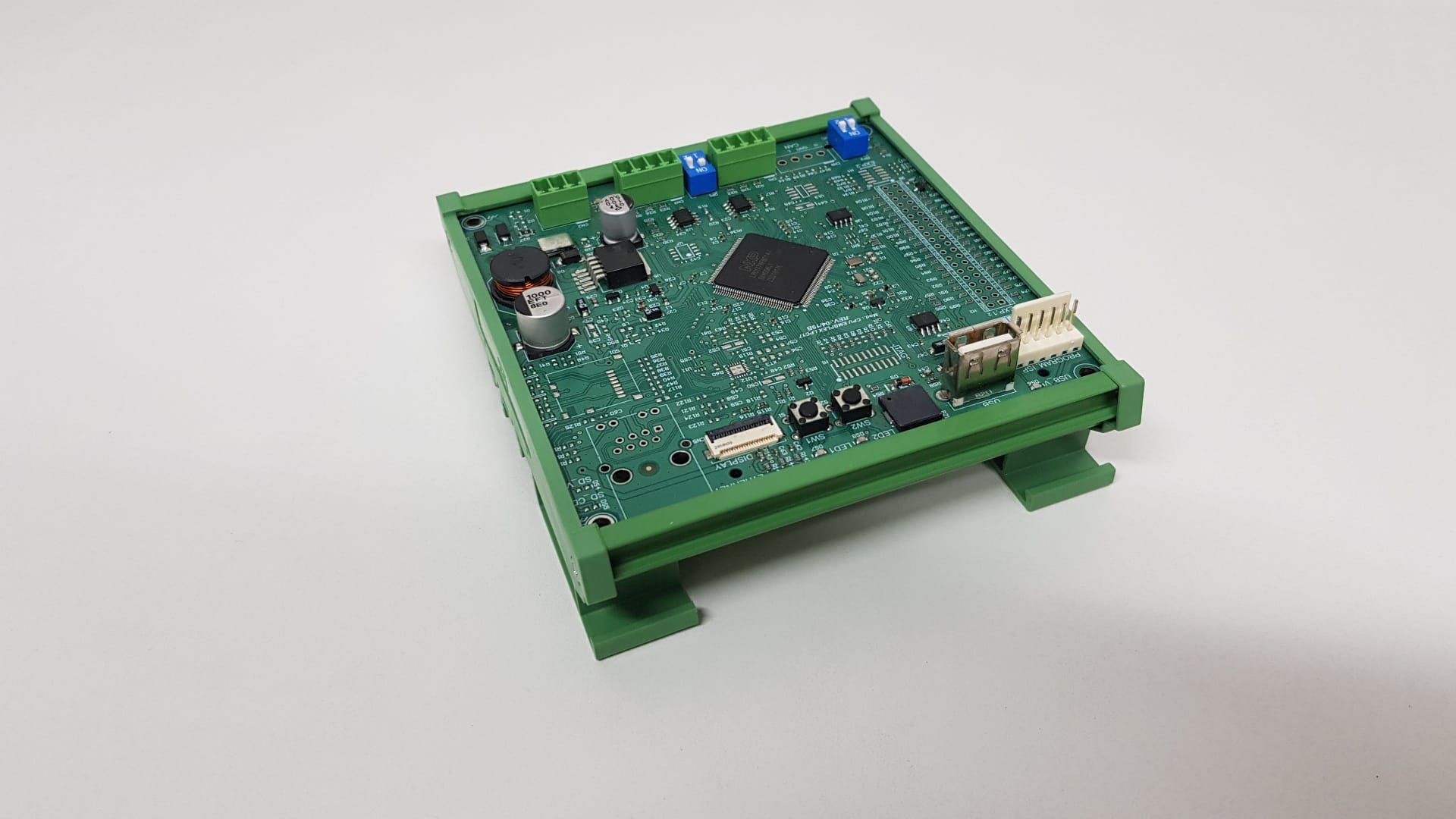 CPU ARM baseada no microcontrolador LPC17xx